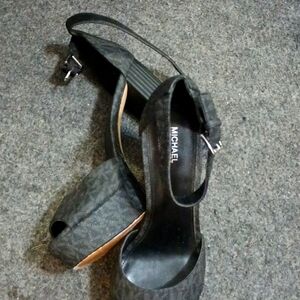 Michael Kors women's heels